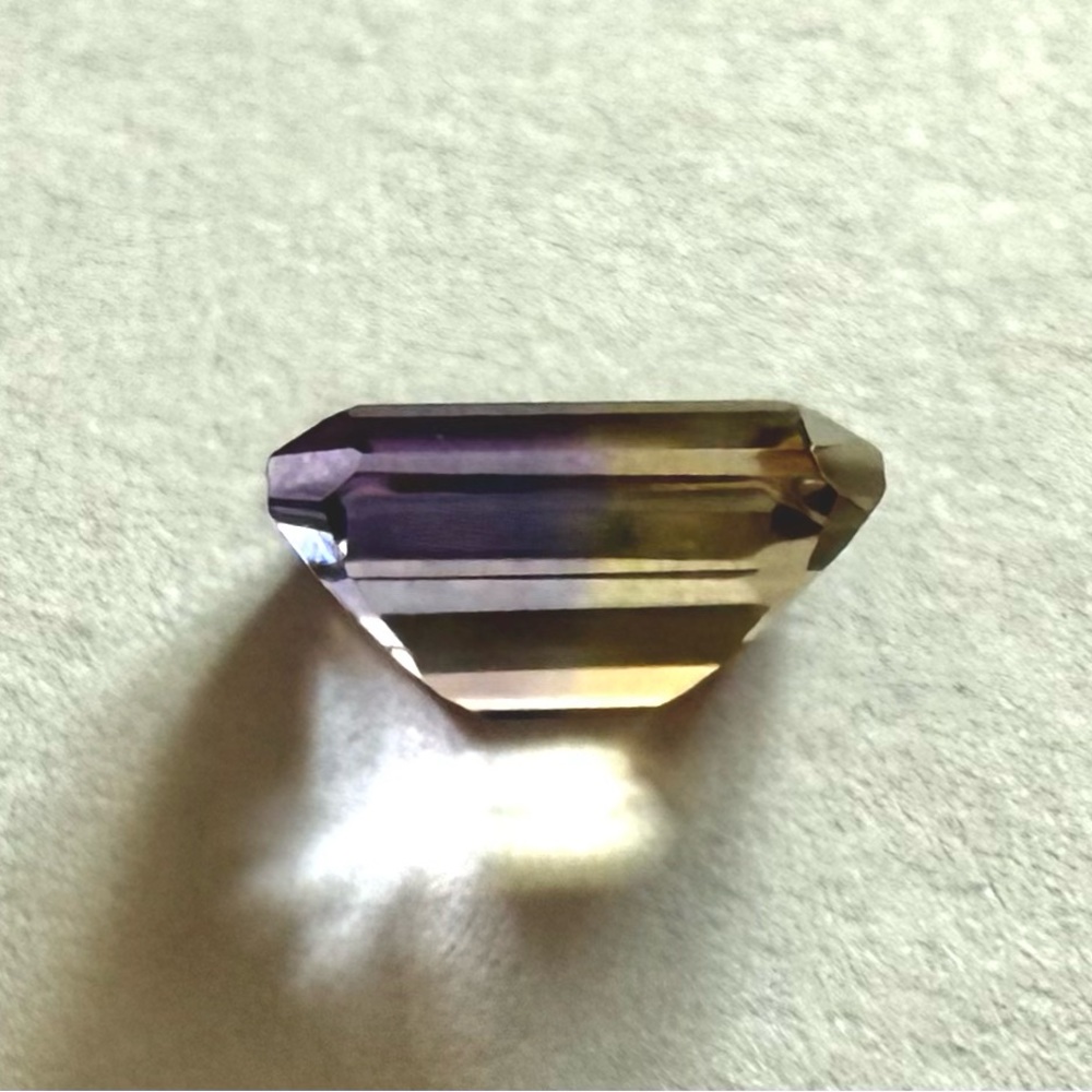 Natural Bolivian Ametrine 2.125 ct Emerald Cut Purple & Gold BiColor Gemstone - Picture 7 of 10